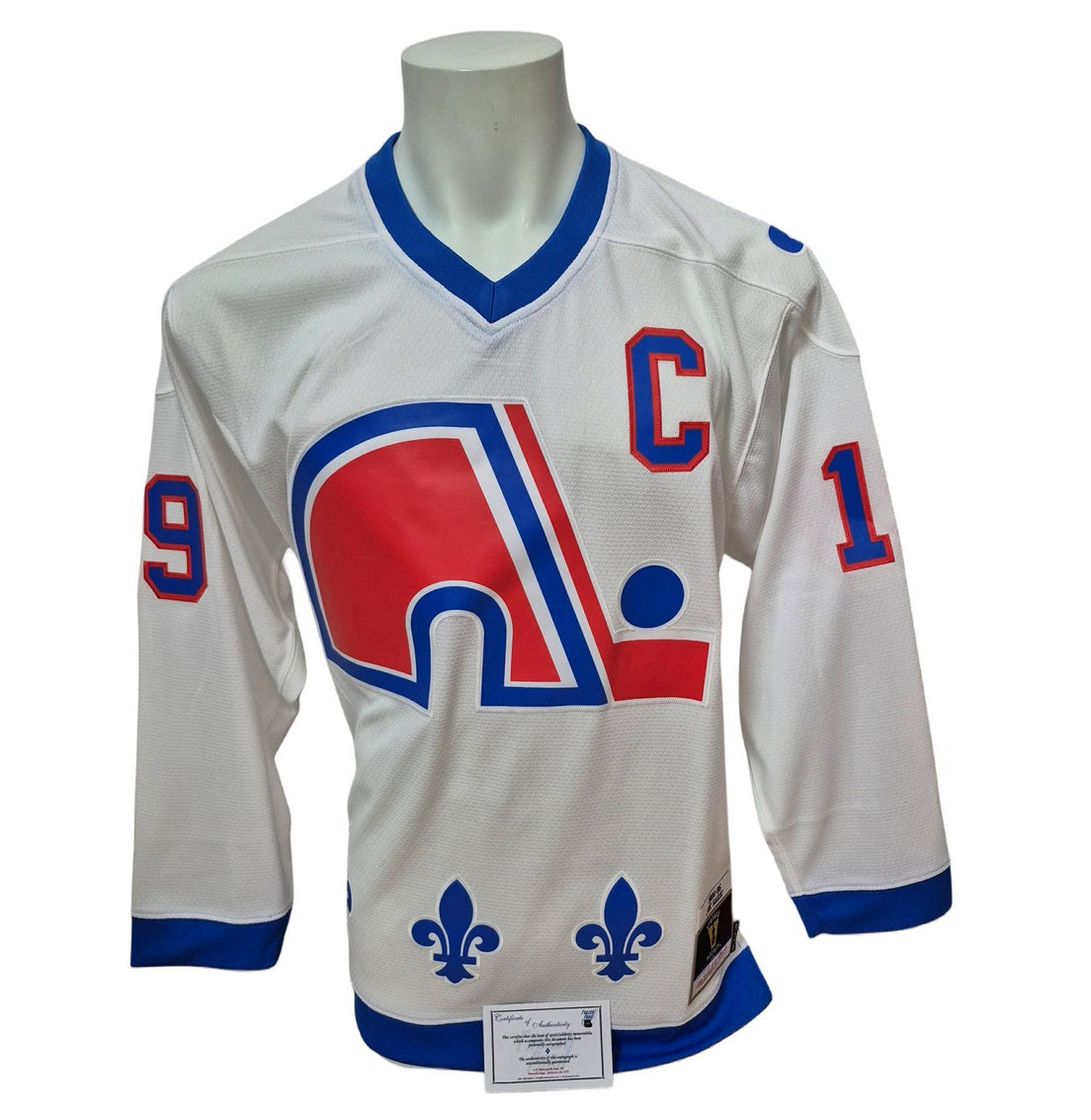 Official Mitchell and Ness vintage signed jersey - Joe Sakic white Frozen Pond coa