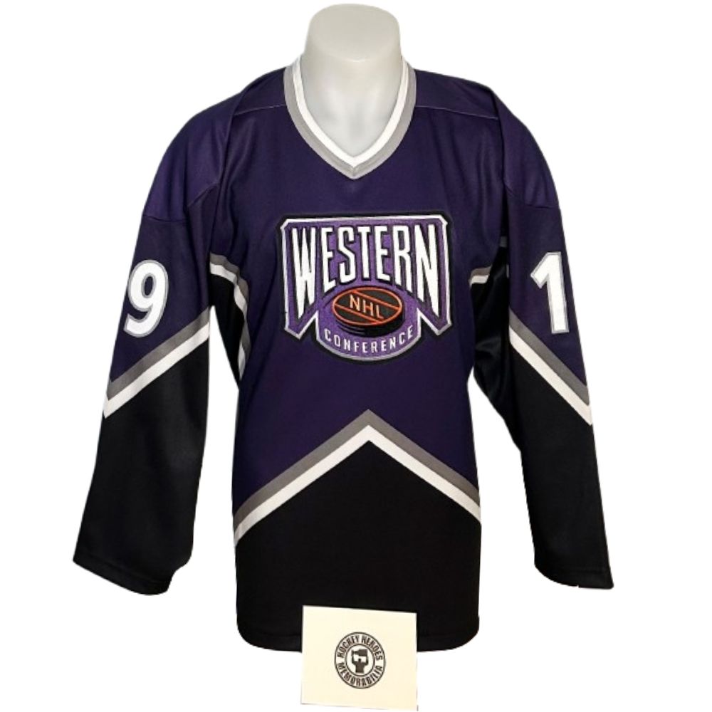 Chandail officiel CCM vintage signé - Steve Yzerman All-Star HH coa