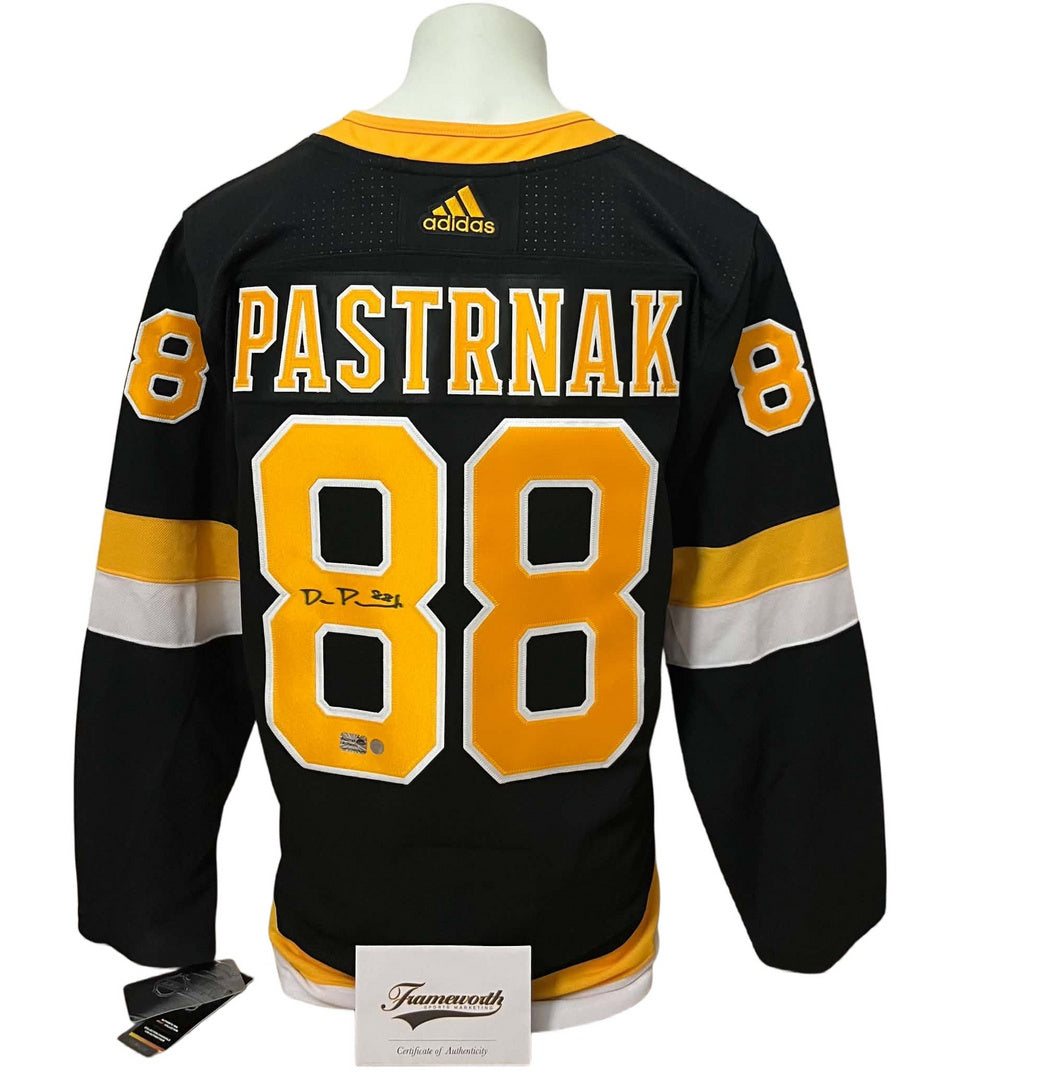 Chandail officiel Adidas signé - David Pastrnak alternatif Frameworth coa