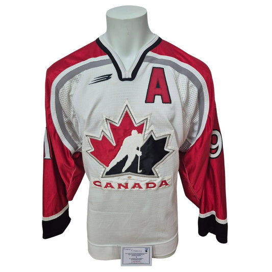 Official Bauer pro signed jersey - Joe Sakic Olympics 1998 white 3x inscribed Frozen Pond coa