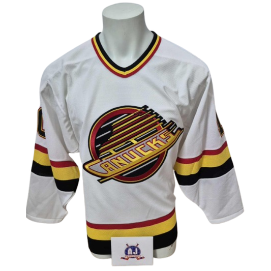 Official CCM signed vintage jersey - Pavel Bure white flying skates Ajs coa