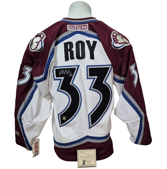 Official CCM vintage signed jersey - Patrick Roy white Frozen Pond coa