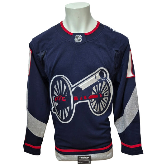 Official Fanatics Premium signed jersey - Adam Fantilli Stadium Series Fanatics coa