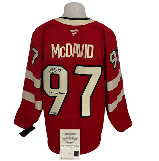 Chandail officiel Fanatics Premium signé - Connor McDavid domicile inscrit 4 nations champs et LE97 UD coa