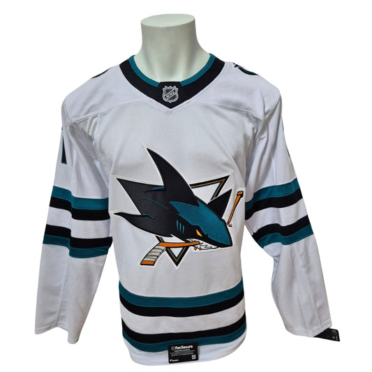 Official Fanatics Premium signed jersey - Macklin Celebrini away Fanatics coa