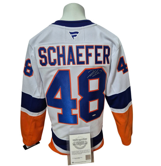 Official Fanatics Premium signed jersey - Matthew Schaefer away UD coa