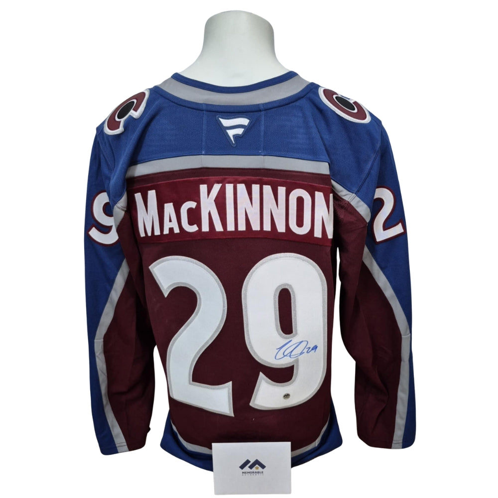 Official Fanatics premium signed jersey - Nathan Mackinnon home Memorable coa