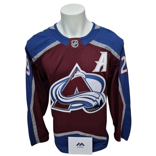 Official Fanatics premium signed jersey - Nathan Mackinnon home Memorable coa