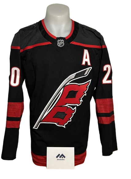 Official Fanatics Premium signed jersey - Sebastian Aho third Memorable coa