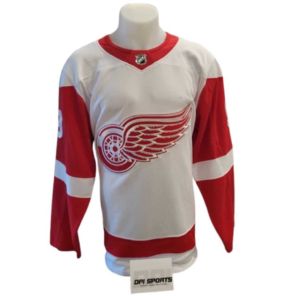 Official Adidas signed jersey - Gordie Howe white inscribed DPI coa