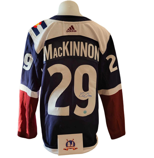Chandail officiel Adidas signé - Nathan Mackinnon alternatif AJS coa